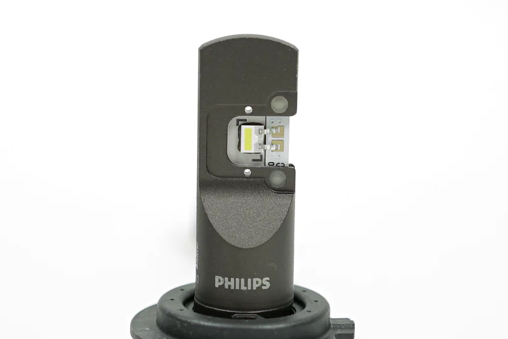 Philips Ultinon Pro9000 LED