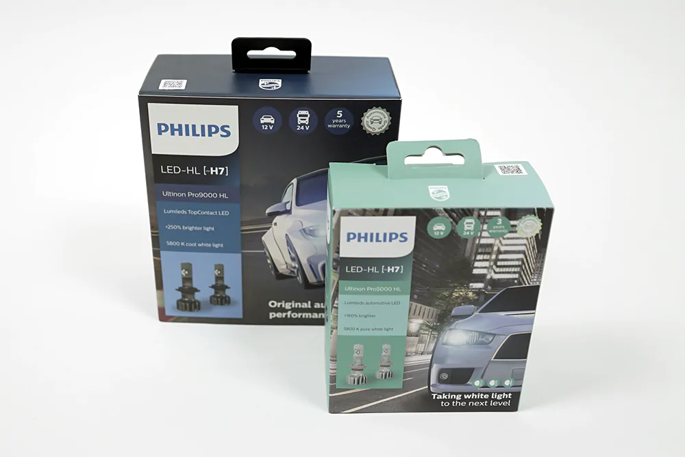 Philips Ultinon Pro9000 and Pro5000 retail boxes